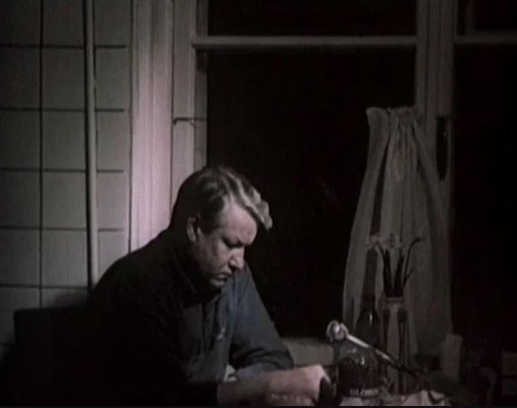 120 парадных портретов. И один непарадный