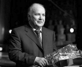 Как показать войну на сцене