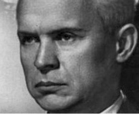 Я хожу одинокий среди привидений и вурдалаков