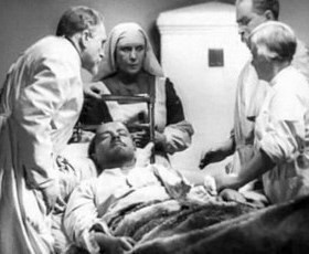 Переснять сцену перед кадром «Бред»