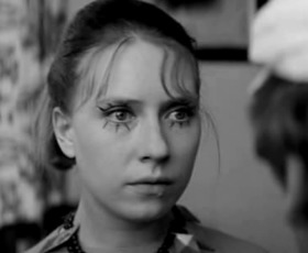 «Она торопилась на сцену»