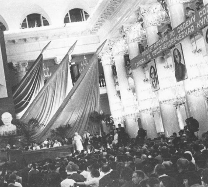 Кинематография уподобляется Ивану, не помнящему родства