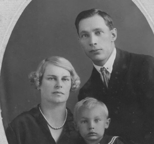 Вся жизнь пошла под откос...