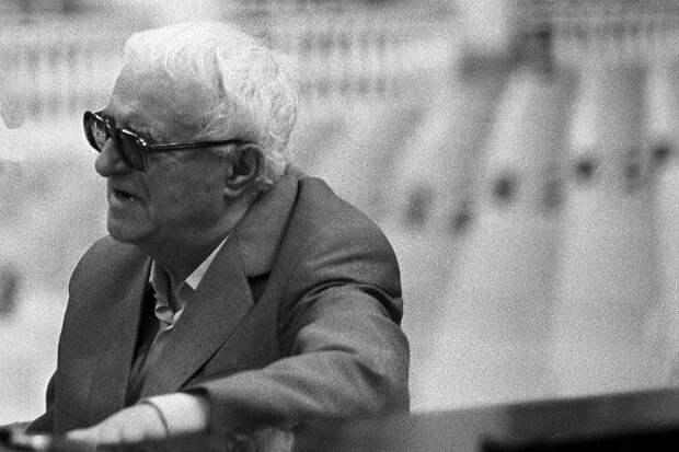 Слух видел, глаз слышал